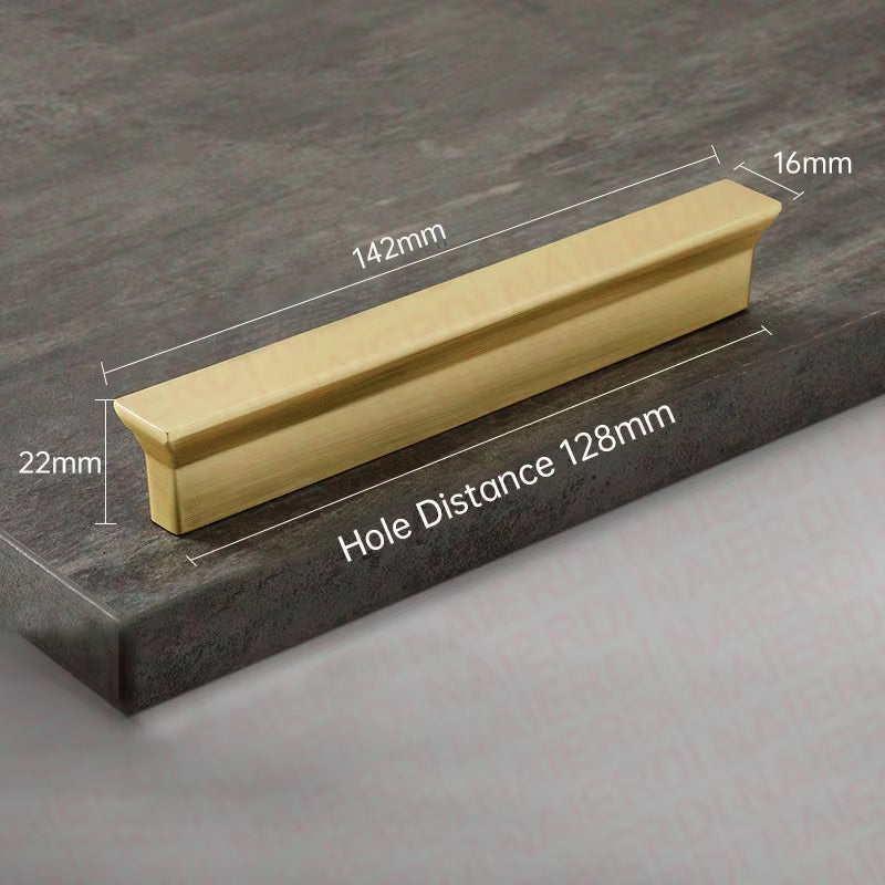 Gebürstete goldene trapezförmige Schrankgriffe