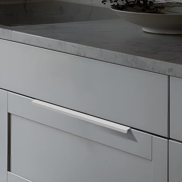 Modern White Aluminum Cabinet Profile Edge Pull Handles for Kitchen