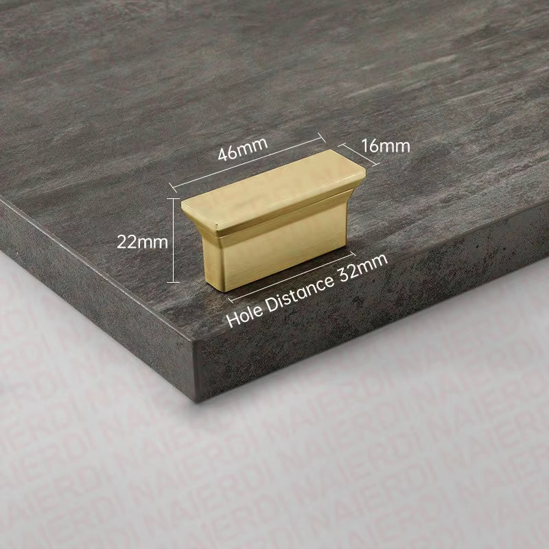 Gebürstete goldene trapezförmige Schrankgriffe