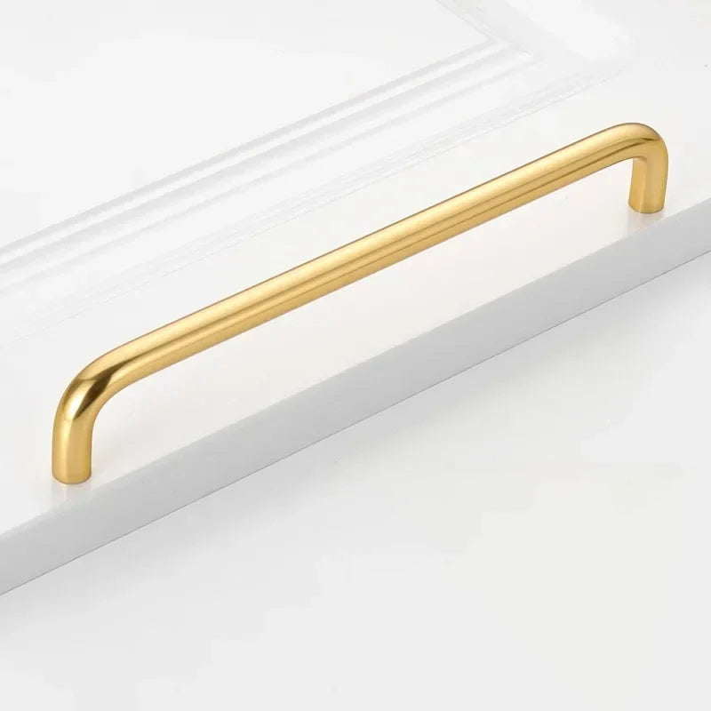 Moderne Küchenschrankgriffe aus goldenem Aluminium