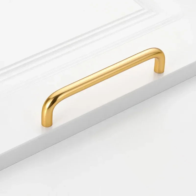 Moderne Küchenschrankgriffe aus goldenem Aluminium