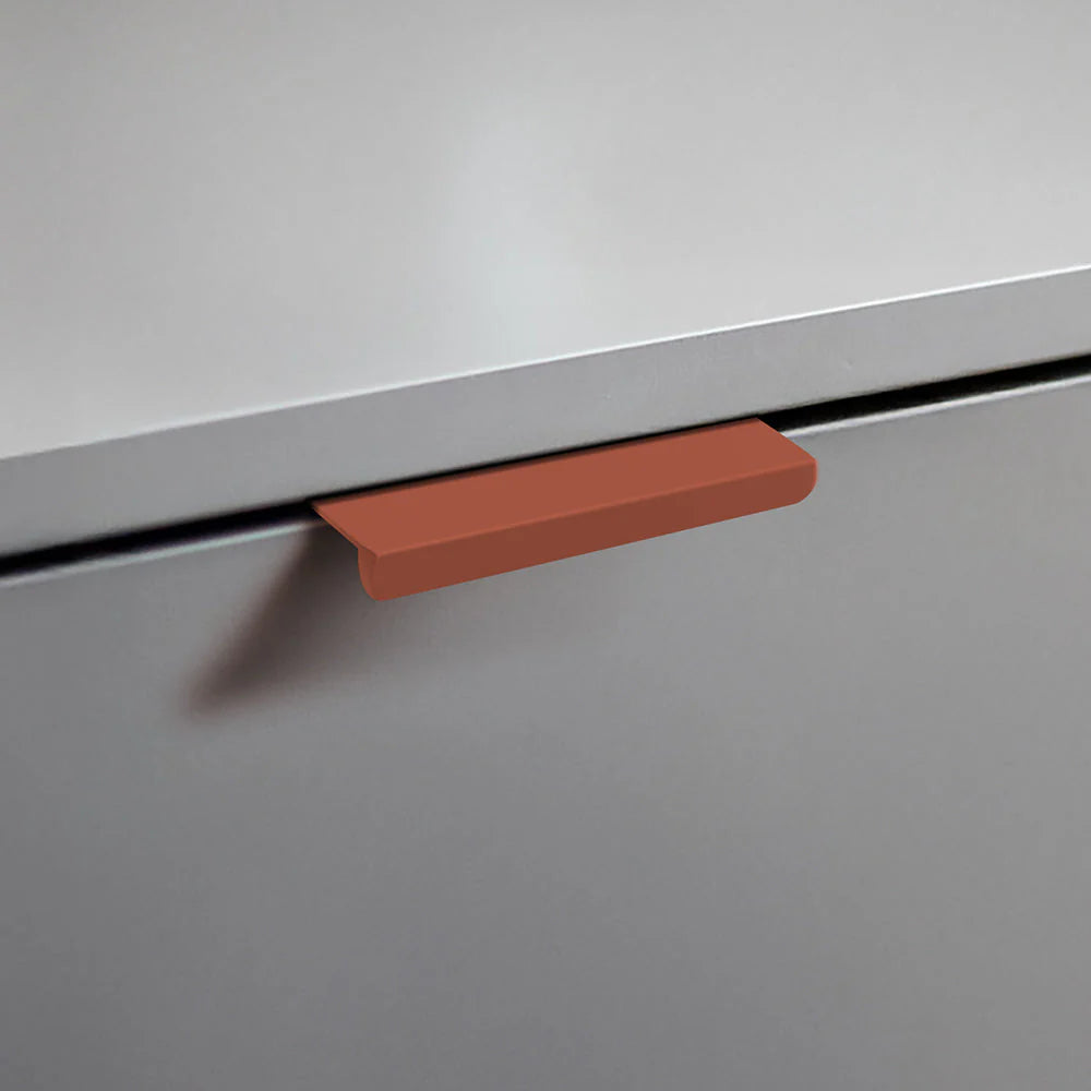 Moderne orangefarbene Aluminium-Griffprofile für Schranktüren