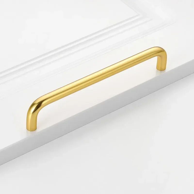 Moderne Küchenschrankgriffe aus goldenem Aluminium