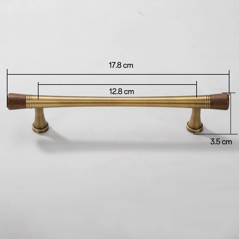 Antike Nussbaum-Messing-Schubladengriffe